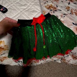 Size Small / Holiday Skirt / Sequins and elastic waste that’s stretchy.
